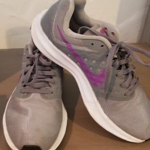 Nike DOWNSHIFTER 7 Running Shoes